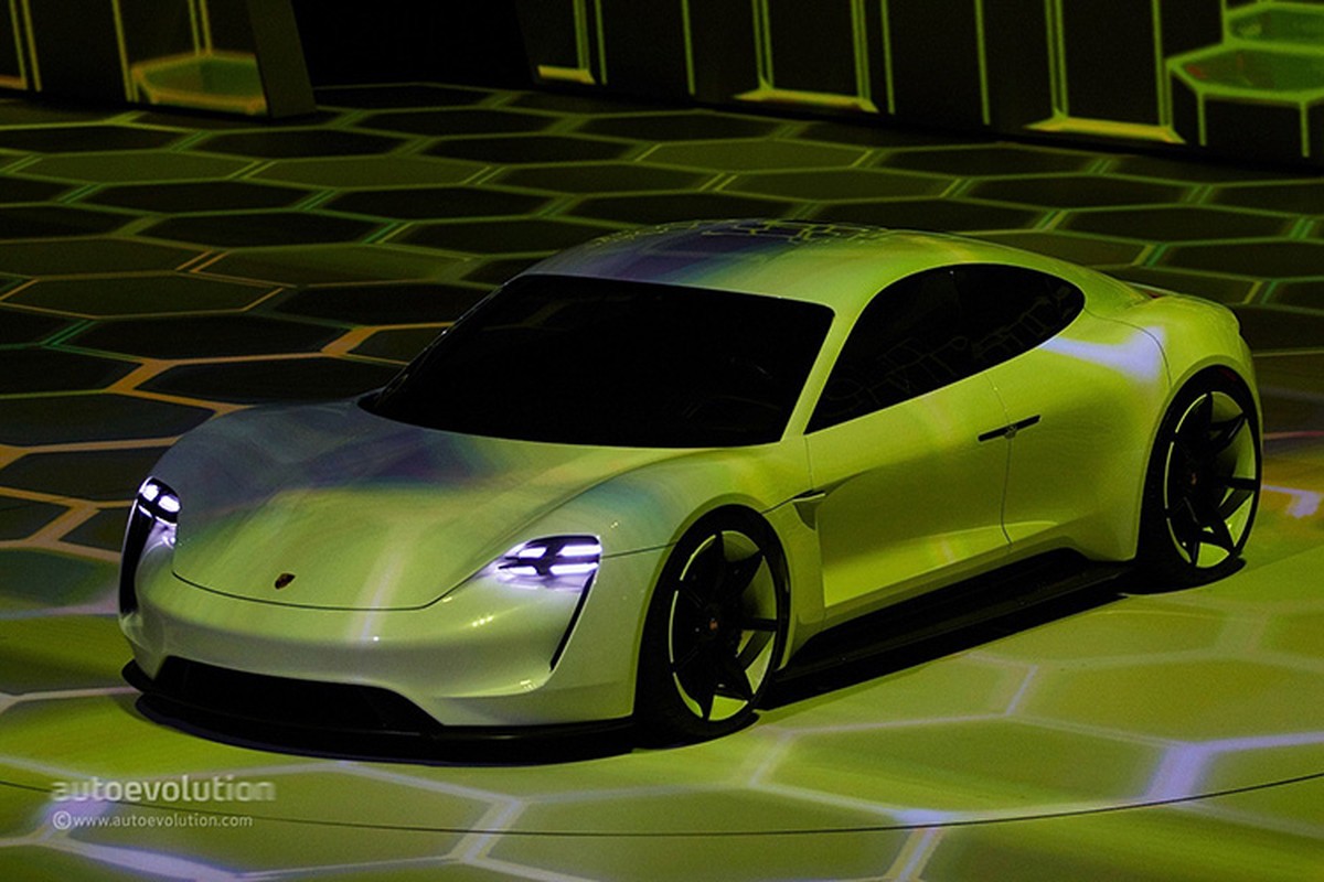 Xem truoc Porsche Mission E se xuat hien trong nam 2020-Hinh-10